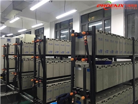 UPS蓄電池